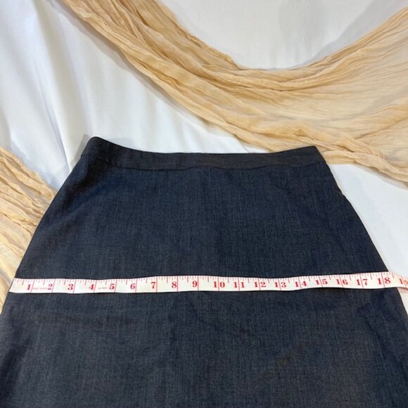 Banana Republic Womens Dark Gray Pencil Skirt Rose Ribbon Size 2 - Picture 3 of 9